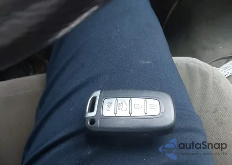 2011 Kia Soul + из США, поврежденный, VIN KNDJT2A28B7294779